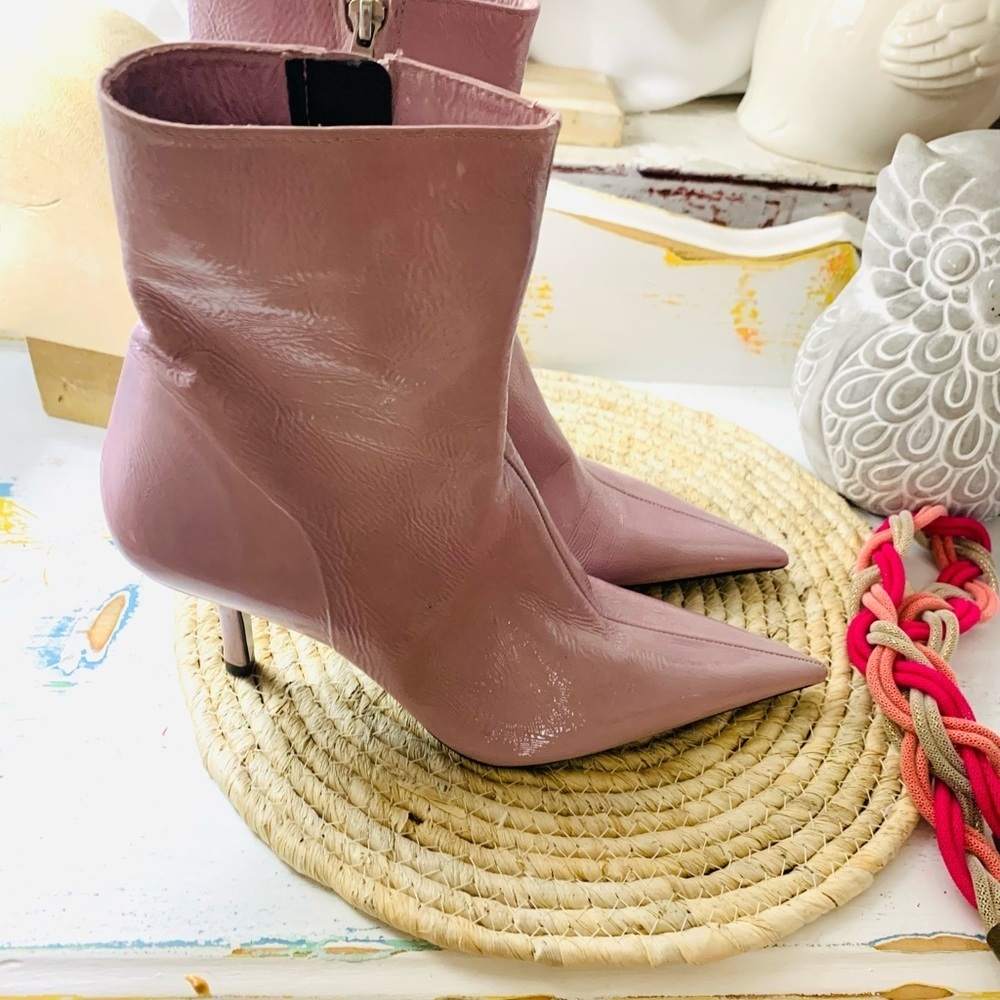 Zara lavender booties